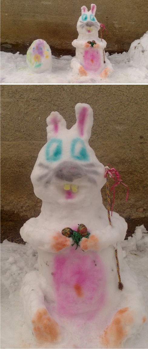 veľkonočný zajko zo snehu - 29.3.2013, okres Rožňava